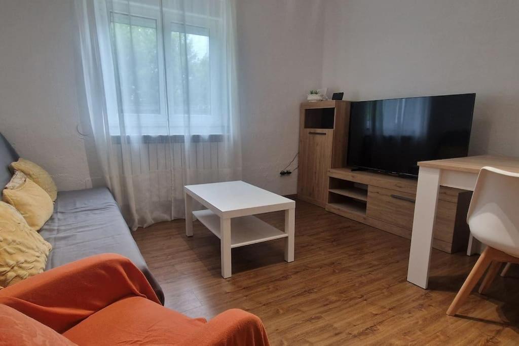 Apartamento En Oviedo 646A מראה חיצוני תמונה